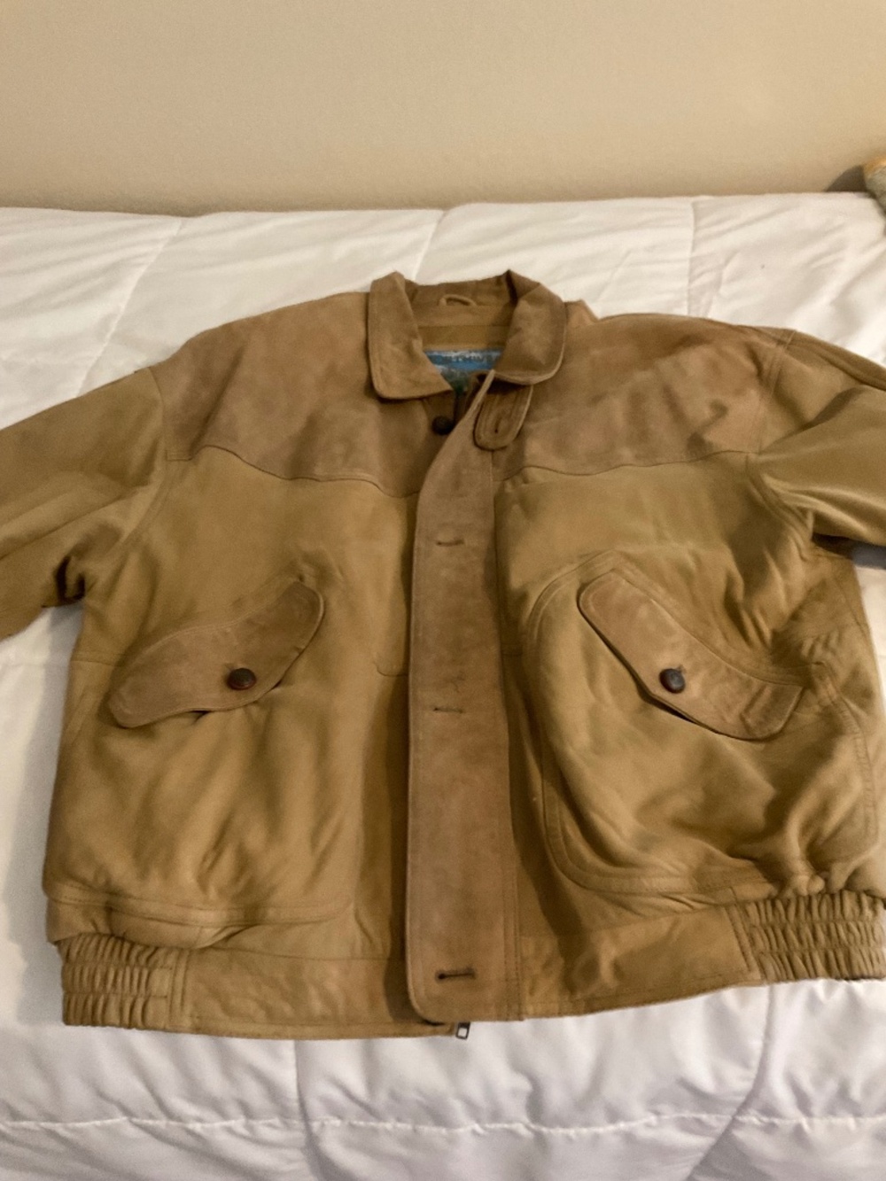 Vintage men’s Northwear genuine leather jacket, XL, two tone tan/ light caramel.